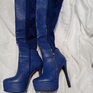 Stiletto boots